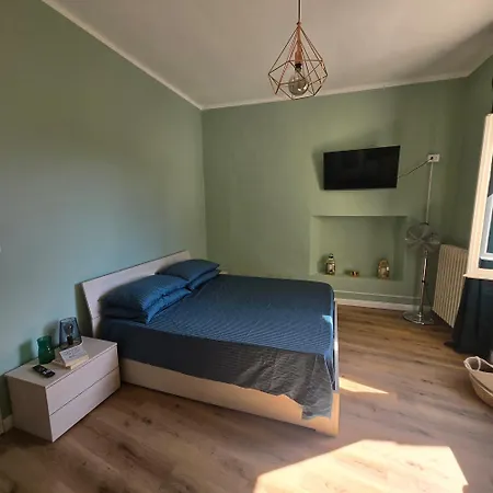 La Casetta Sul Fiume بيت للعطل *